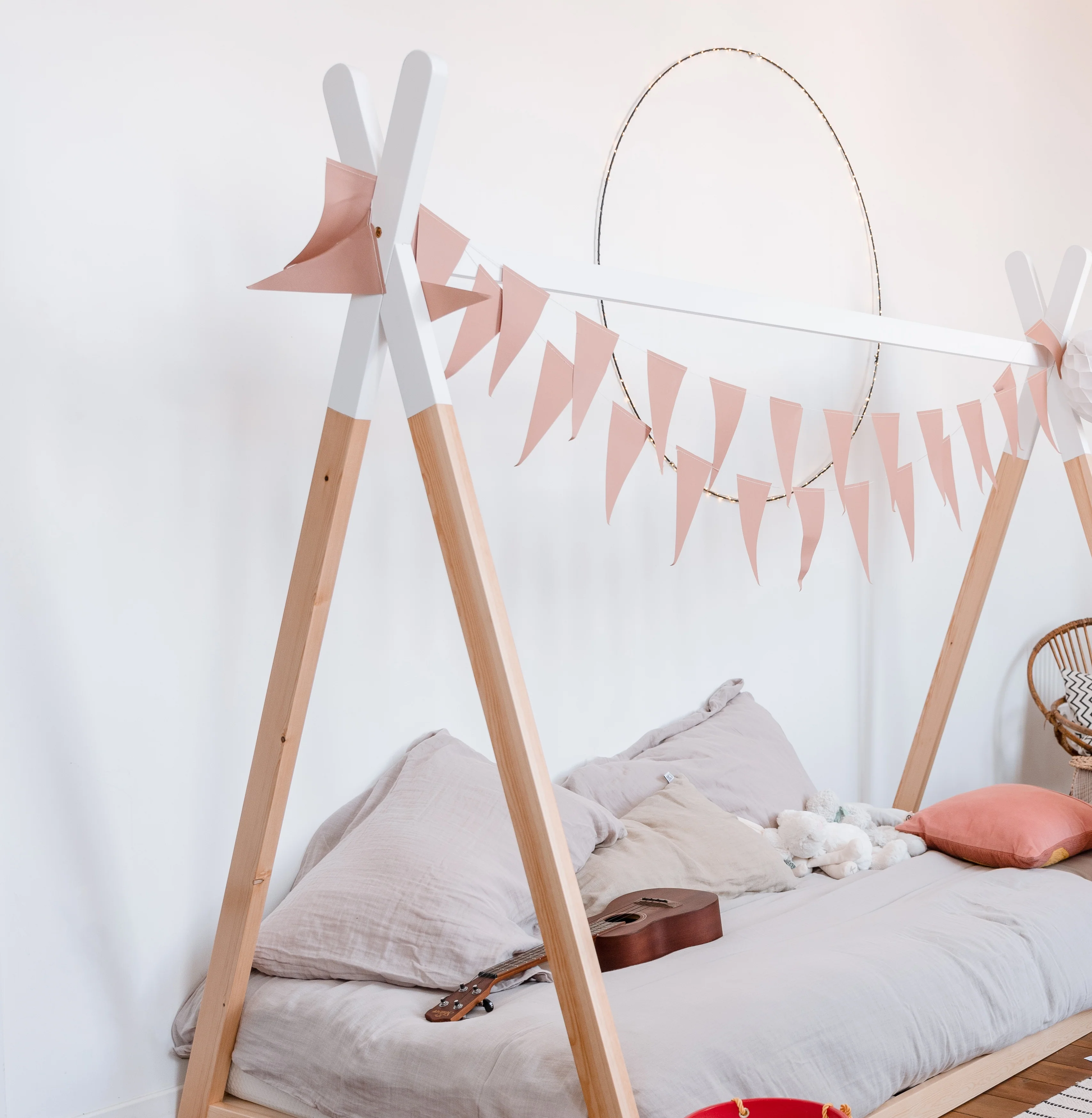 Lit tipi Plume - Lit Montessori au sol - Image 3